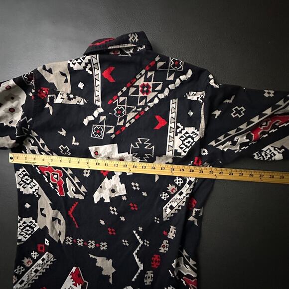 Vintage Wrangler Shirt Mens Large Black Aztec Western Cowboy Cut Y2k Long Tail - Picture 9 of 10